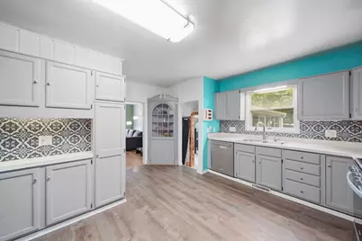 865 Winifred Street, Jackson, MI 49202 - Photo 11