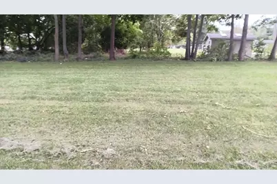 823 Carl Breeding Way, Jackson, MI 49203 - Photo 3