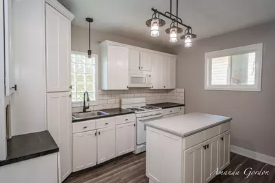 16 Indiana Avenue NW, Grand Rapids, MI 49504 - Photo 11
