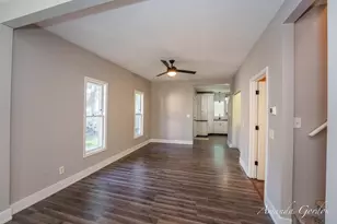 16 Indiana Ave NW, Grand Rapids, MI 49504 - Photo 5