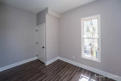 16 Indiana Avenue NW, Grand Rapids, MI 49504 - Photo 17