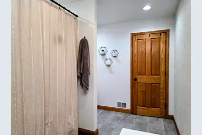 2033 Watkins Road, Battle Creek, MI 49015 - Photo 13