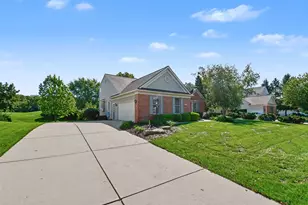 7460 Crystal View Dr SE, Caledonia, MI 49316 - Photo 3