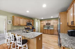 5566 Creekview Dr, Ann Arbor, MI 48108 - Photo 15