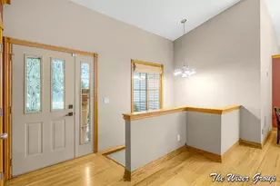 5595 Fieldstone Dr SW, Wyoming, MI 49418 - Photo 13