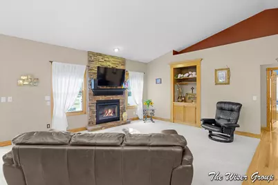 5595 Fieldstone Drive SW, Wyoming, MI 49418 - Photo 7