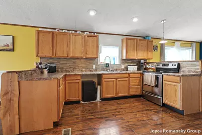 20428 5 Mile Road, Stanwood, MI 49346 - Photo 11