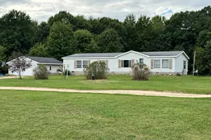 2233 S Wisner Ave, Fremont, MI 49412 - Photo 11