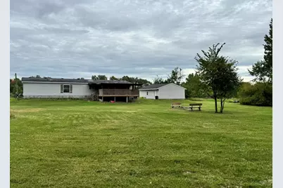 2233 S Wisner Avenue, Fremont, MI 49412 - Photo 7