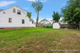 1945 Delwood Ave SW, Wyoming, MI 49509 - Photo 15