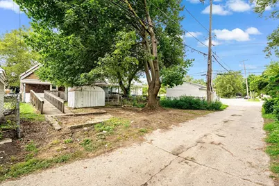 1570 Quarry Avenue NW, Grand Rapids, MI 49504 - Photo 35