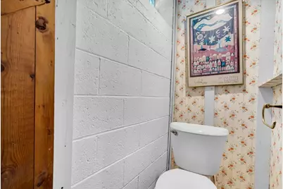 22400 Petersburg Avenue, Eastpointe, MI 48021 - Photo 23