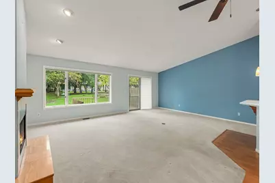 905 Moore Drive, Chelsea, MI 48118 - Photo 5