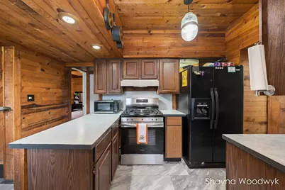 312 S Irving Street, Greenville, MI 48838 - Photo 15