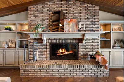 2230 Lakeshore Drive, Fennville, MI 49408 - Photo 9