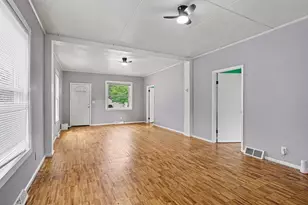 17 E Isabella Ave, Muskegon, MI 49442 - Photo 7
