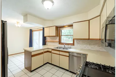 890 Gabrielle Court NE, Grand Rapids, MI 49505 - Photo 15