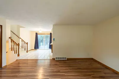 890 Gabrielle Court NE, Grand Rapids, MI 49505 - Photo 11