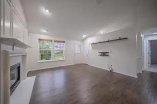 6261 Maplehurst Dr, Ypsilanti, MI 48197 - Photo 7