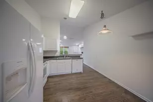 6261 Maplehurst Dr, Ypsilanti, MI 48197 - Photo 13