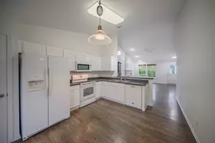6261 Maplehurst Dr, Ypsilanti, MI 48197 - Photo 11