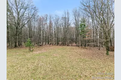 12920 Harvard Avenue NE, Cedar Springs, MI 49319 - Photo 11