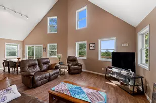 8240 Cadillac Hwy, Benzonia, MI 49616 - Photo 9