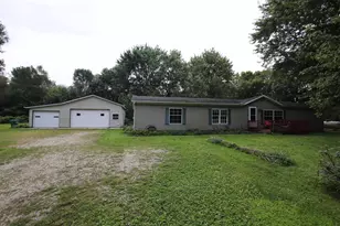 65191 Youngs Prairie Rd, Constantine, MI 49042 - Photo 3