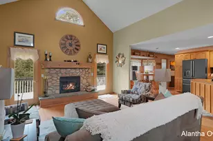 18443 Iroquois Dr, Spring Lake, MI 49456 - Photo 15