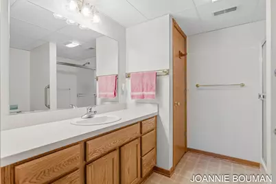 1963 Lakeview Drive, Zeeland, MI 49464 - Photo 51