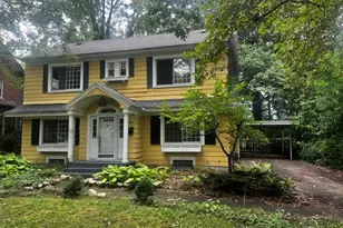 319 Aurora St SE, Grand Rapids, MI 49507 - Photo 1