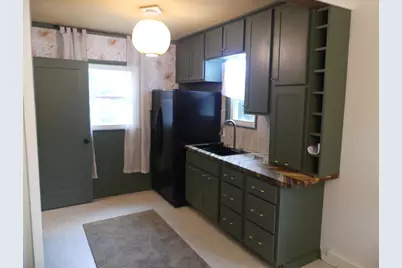 1892 Wood Street, Muskegon, MI 49442 - Photo 9