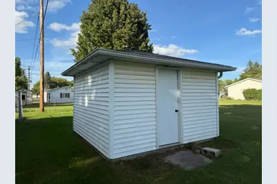 396 S Silver Street, Bad Axe, MI 48413 - Photo 15
