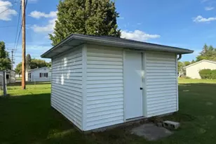 396 S Silver St, Bad Axe, MI 48413 - Photo 15