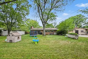 29567 Chelmsford Rd, Southfield, MI 48076 - Photo 15