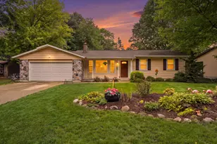7258 Yorkshire Dr, Hudsonville, MI 49426 - Photo 1