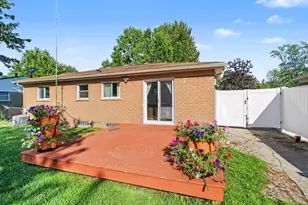9880 Van Buren St, Belleville, MI 48111 - Photo 33