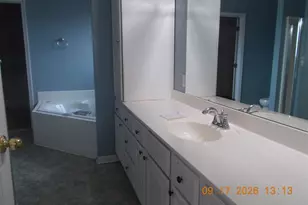 1552 Dazarow Dr, Monroe, MI 48162 - Photo 13