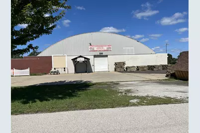 1360 E Laketon Avenue, Muskegon, MI 49442 - Photo 1