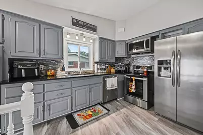 17663 Dolores Street, Livonia, MI 48152 - Photo 11