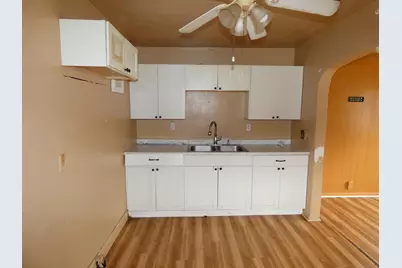 1079 Hurd Avenue, Benton Harbor, MI 49022 - Photo 13