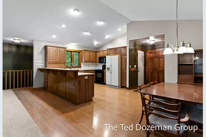 16565 Greenly Street, Holland, MI 49424 - Photo 13