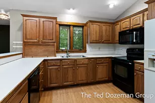 16565 Greenly St, Holland, MI 49424 - Photo 15