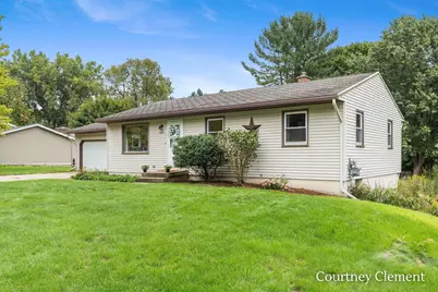 5108 Pleasant Creek Avenue NE, Comstock Park, MI 49321 - Photo 3