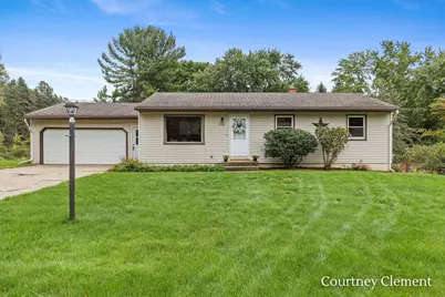 5108 Pleasant Creek Avenue NE, Comstock Park, MI 49321 - Photo 1