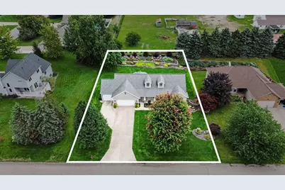 898 Mid Bluff Drive, Zeeland, MI 49464 - Photo 47