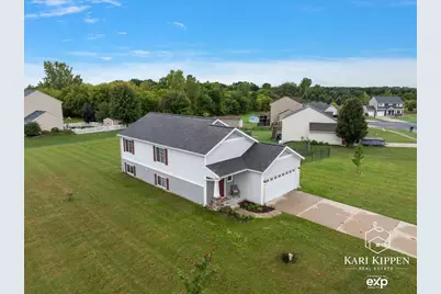1698 Trent Ridge Court NE, Cedar Springs, MI 49319 - Photo 29