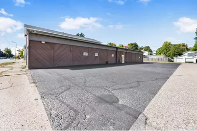 605 N State St, Big Rapids, MI 49307 - Photo 13