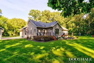 12860 Woodhaven Dr, Grand Haven, MI 49417 - Photo 11