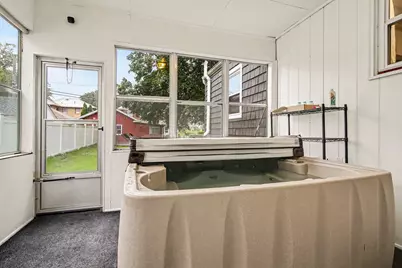 724 Crescent Road, Jackson, MI 49203 - Photo 11
